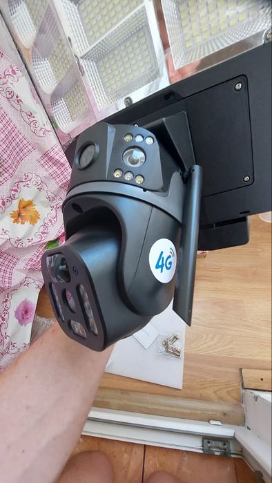 Camera supraveghere  4G sim,8k, zoom, lampa solara