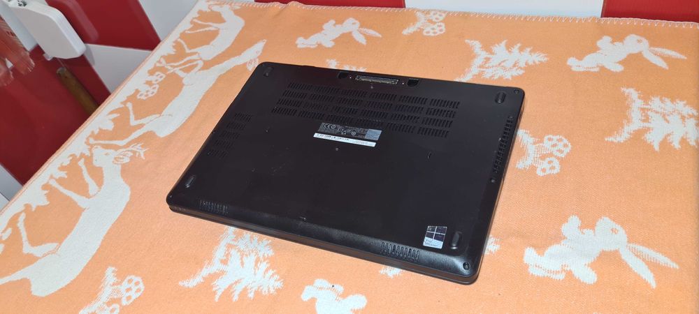 DELL i5 cu 8 gb ram= ssd 480 gb = 500 lei