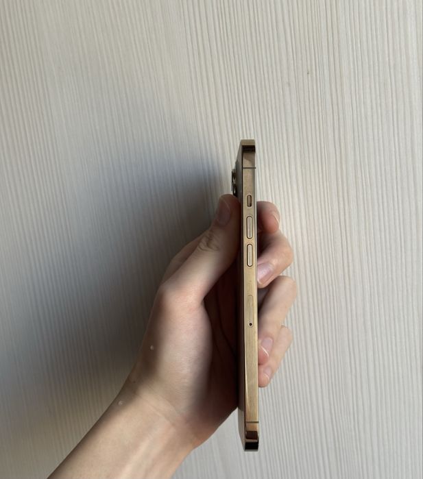 Iphone 12 pro max 128 84% 10/10