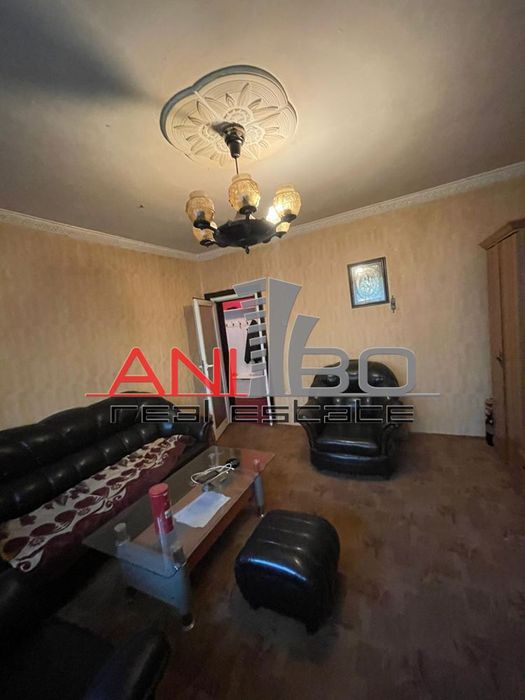 Продава се Двустаен апартамент в Перник, Център - 60 кв.м за 1667 €/кв.м - Снимка #1