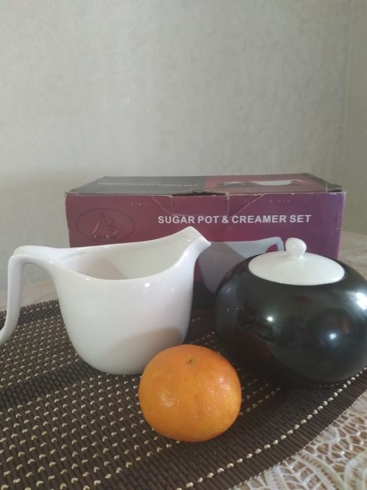 Новый набор молочница и сахарница