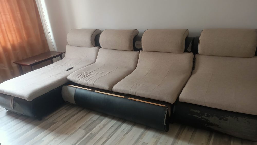 Продается диван, раскладывается