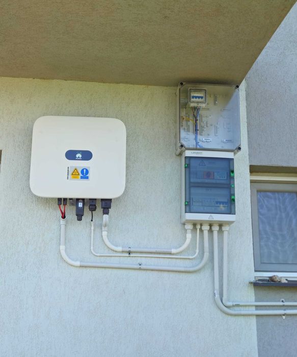 Kit Huawei SUN2000 4 KTL-L1 + Canadian Solar + Montaj inclus