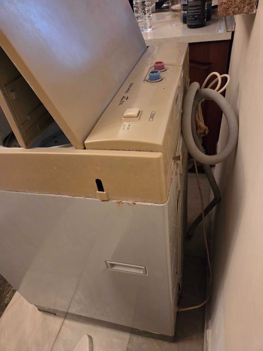 Продается стиральная машинка Daewoo