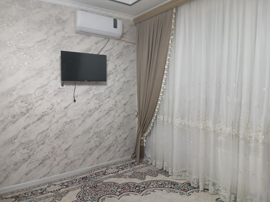 Angor tumani sharq guli mahallasida joylashgan kup qavatli uylar