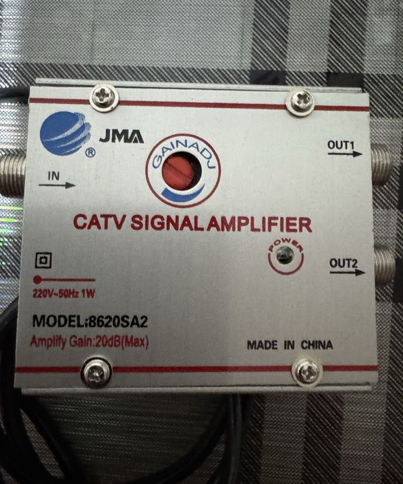 Amplificator TV in conditii de functionare