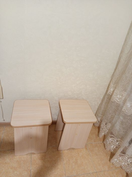 Стол со стульями