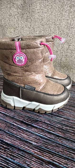 Продам сапоги на девочку 25р.