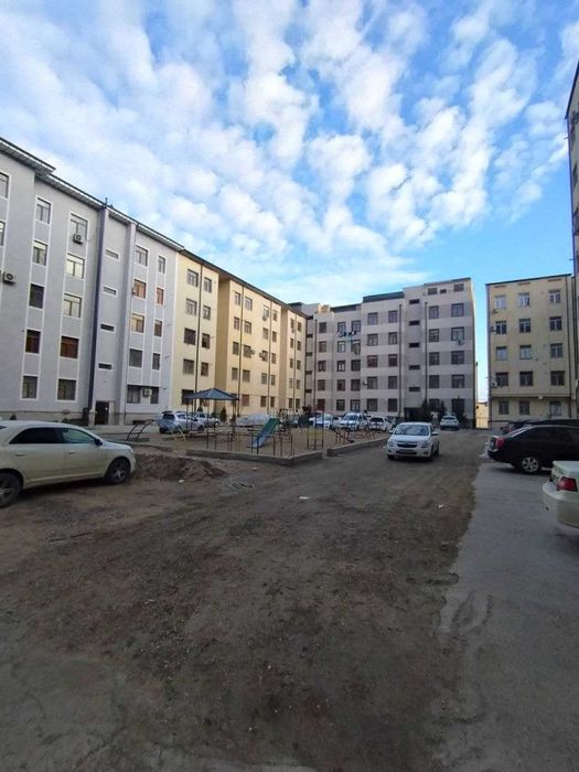 Сдается 4х комнатная квартира ор.р северный 24-25 Автобаза за 2.5 млн