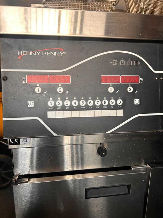 Двоен професионален електрически фритюрник Henny Penny Evolution Elite EEE-142 FXX ST