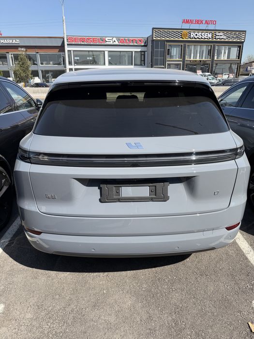 Новый Ли7 без пробега халол насия савдо хам мавжуд