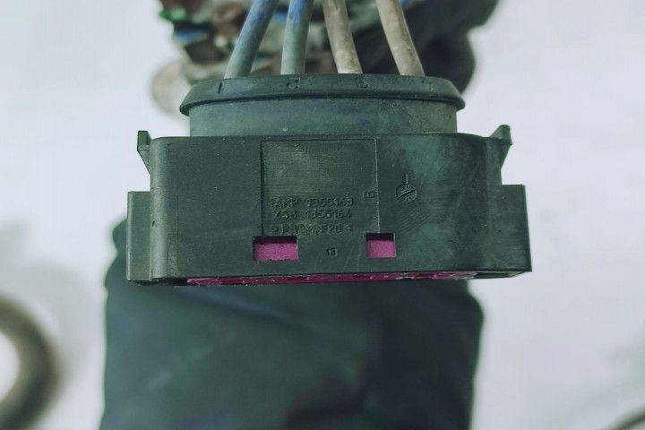 Incalzitor apa 1355163 Nissan Juke YF15 (2010 - 2014) K9k
