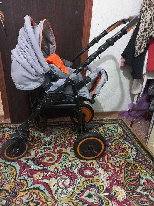 Коляска прогулочная "Adamex"