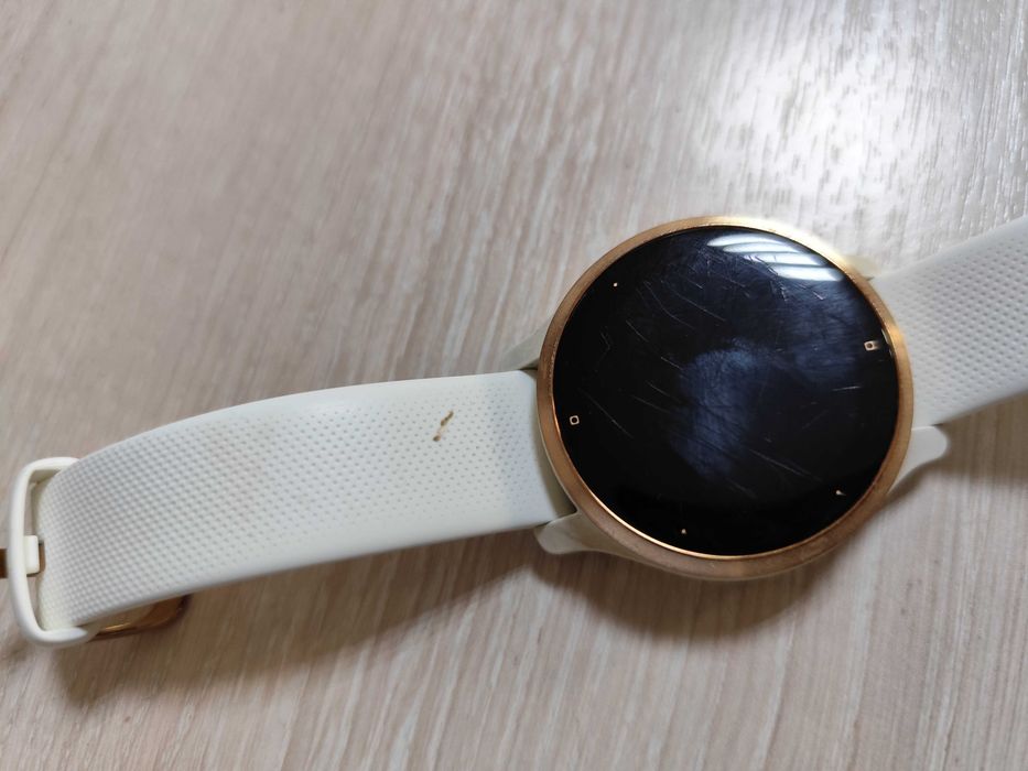 Часы Garmin Venu 2S