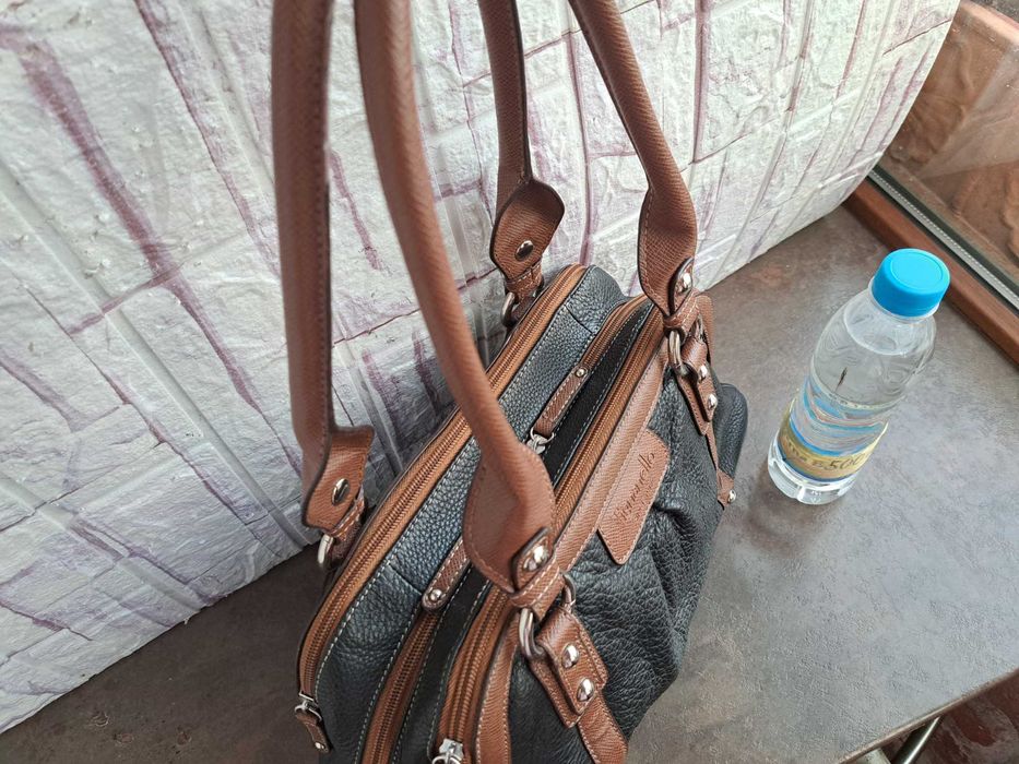 дамска чанта,TIGNANELLO,черна/кафява торба-естествена кожа