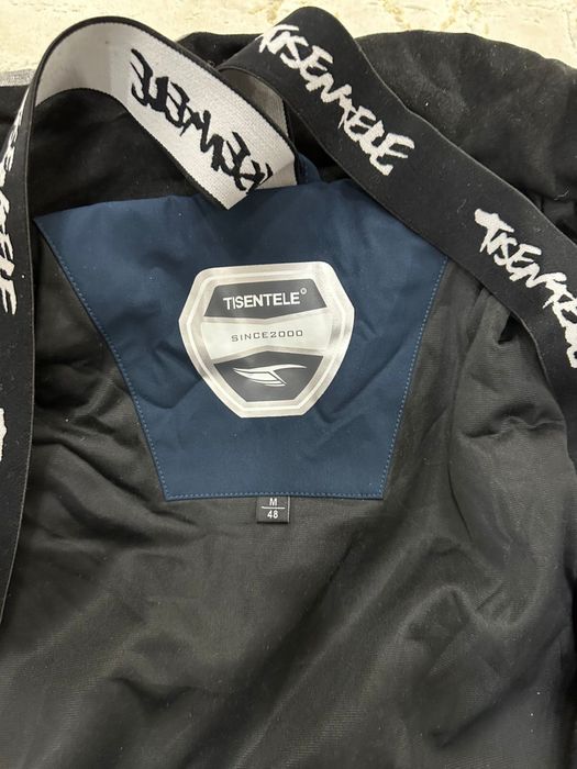 Спортивный комбинезон.