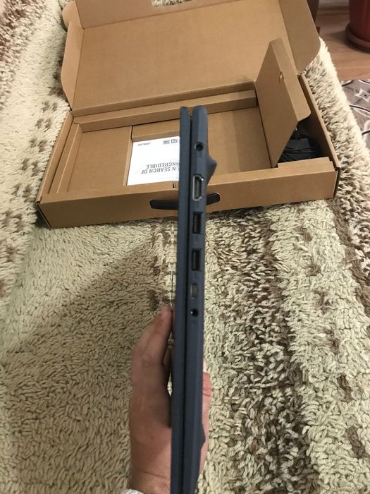 Laptop Asus Vivobook