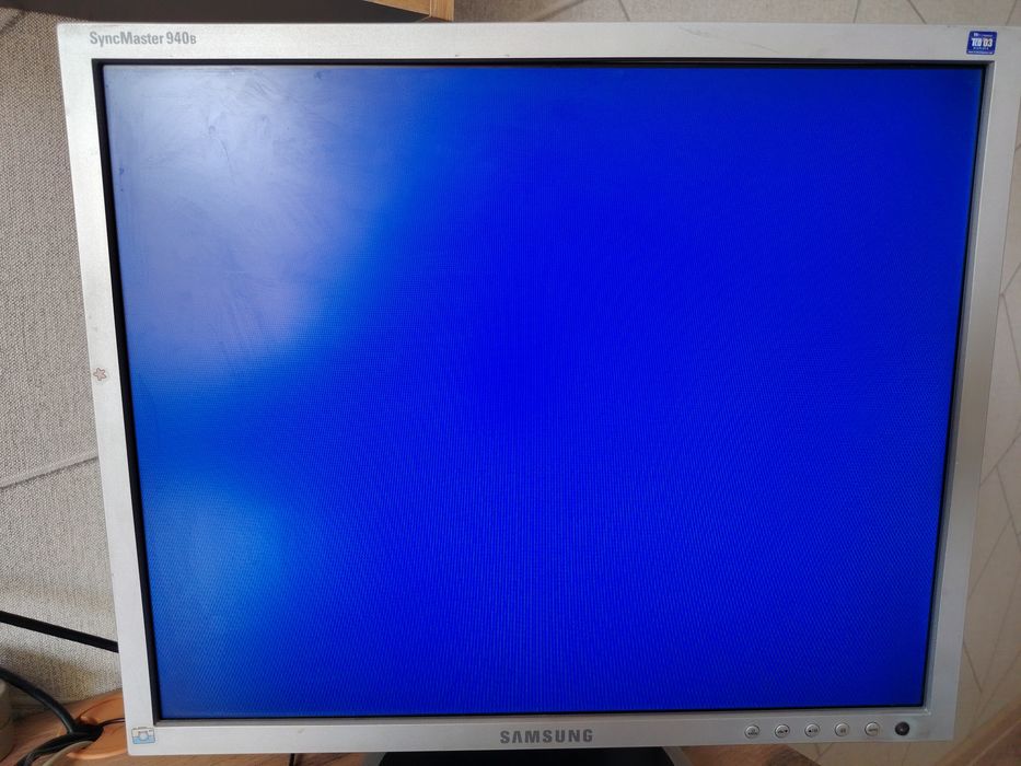 Монитор Samsung SyncMaster 940B