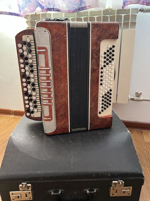 Баян в хорошем состояний