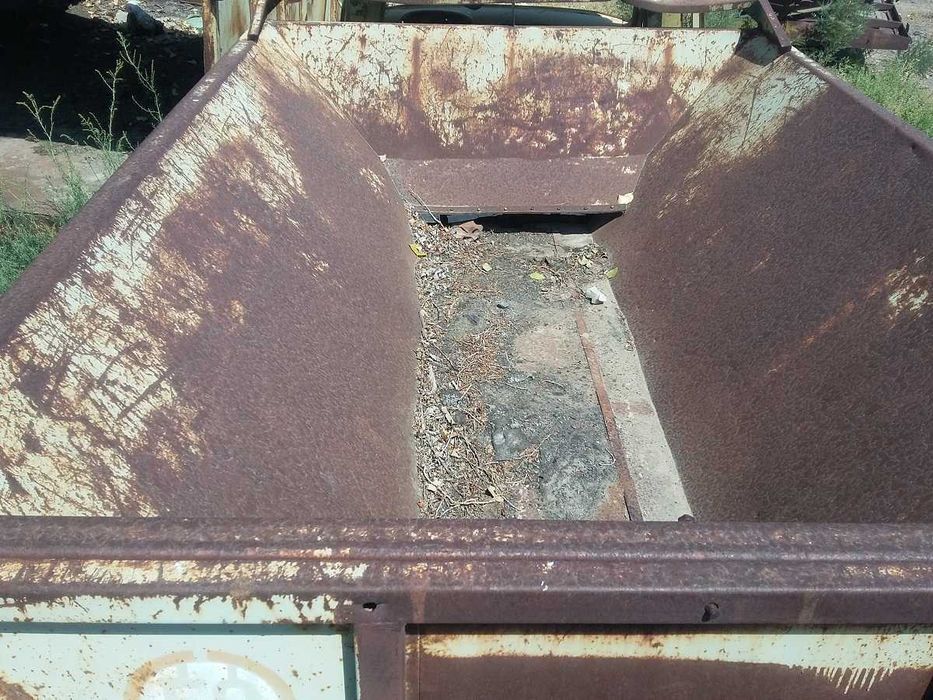 Пескоразбрасыватель