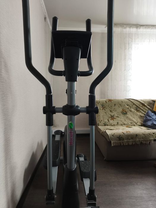 Тренажёр эллипсоид.