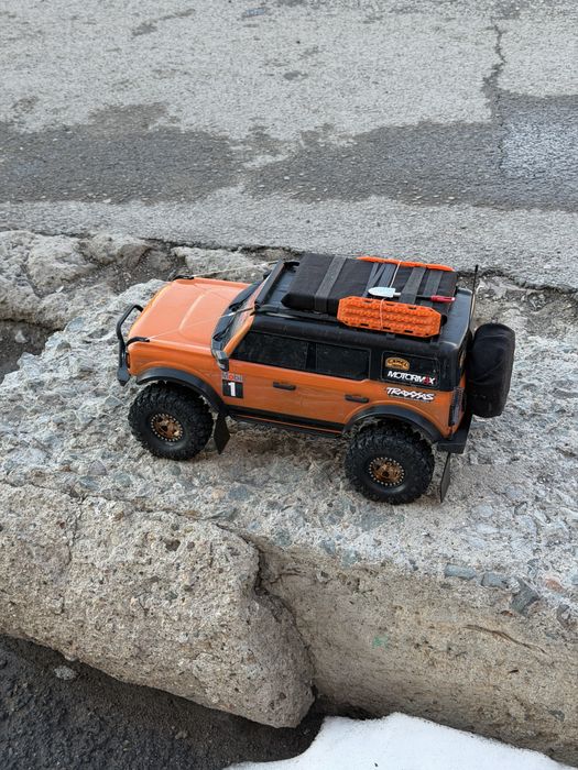 Модель трофи Wltoys 1/10