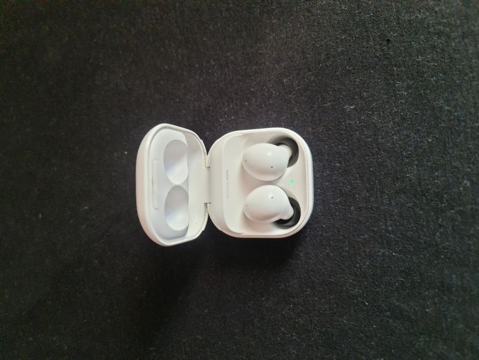 Продам samsung buds 2