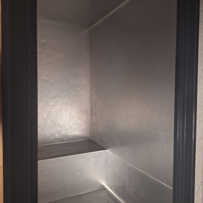 Морозильник в хорошим состояний