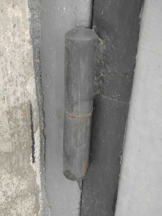 Гаражна врата - двукрила