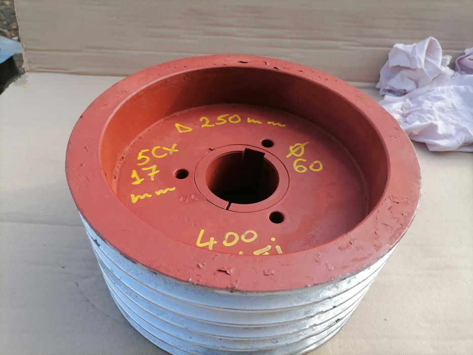 Fulie cu 5 curele de 17 mm