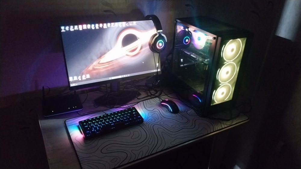 Игровой компьютер комплектом