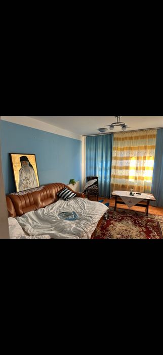 Casa P+1 de vinzare,cu spațiu comercial la strada zona centrală în DOROHOI