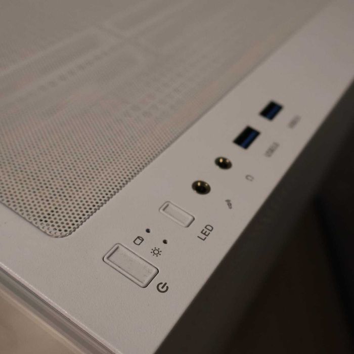 Корпус ARDOR GAMING Crystal CC1 белый