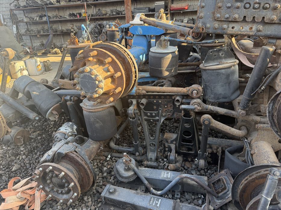 Запчасти на полуприцеп