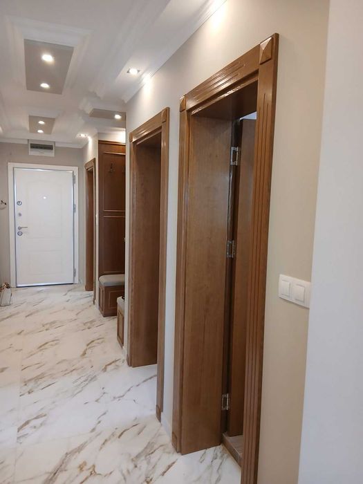 Дава се под наем Четиристаен апартамент в София, Драгалевци - 220 кв.м за 1296.42 € - Снимка #3