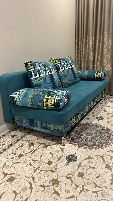 Продам тахту в отличном состоянии