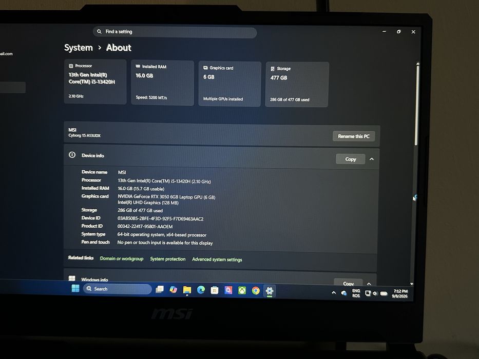 Laptop MSI Cyborg placa nvidia rtx