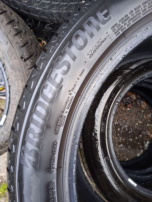 20цола спорт 305 40 и 275 45 20 BRIDGESTONE 4броя летни