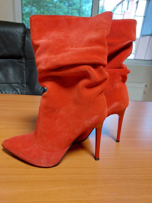 Cizme din piele naturala