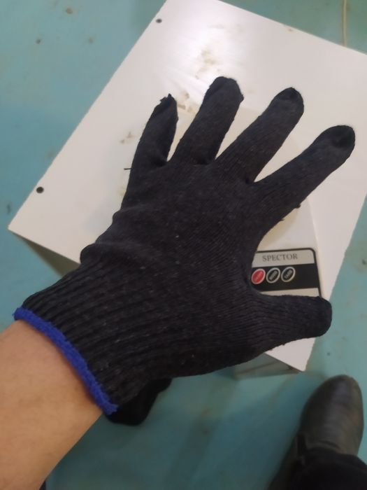 Perchatkalar sotiladi