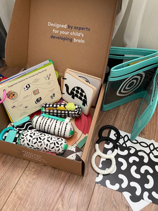 Lovevery The Looker Play Kit (Weeks 0-12)