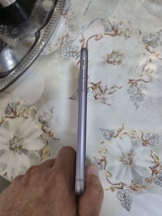 Продам iPhone 11 128 gb