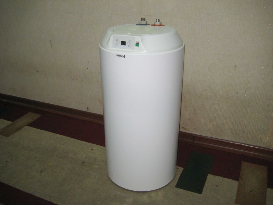 Haier 80L водонагреватель накопительный отличном рабочим состоянии!