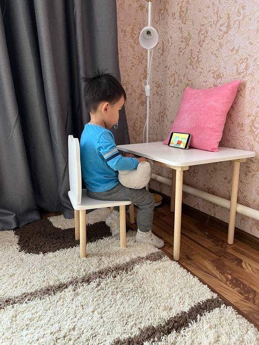 Детский стол и стул , набор детской мебели , комплект мебели