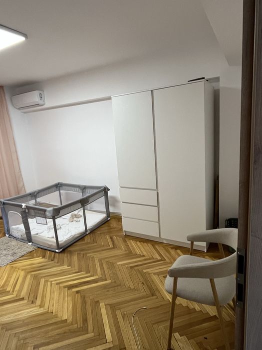 apartament de inchiriat