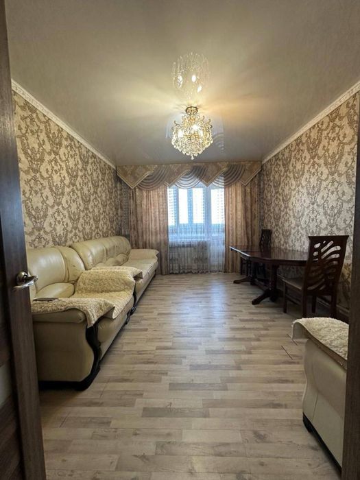 Продаётся трёхкомнатная квартира