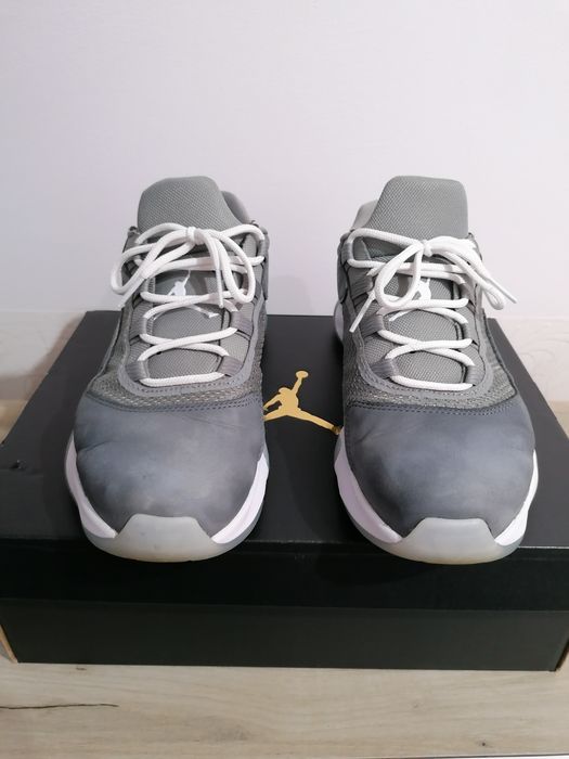 Vând Jordan 11 retro low