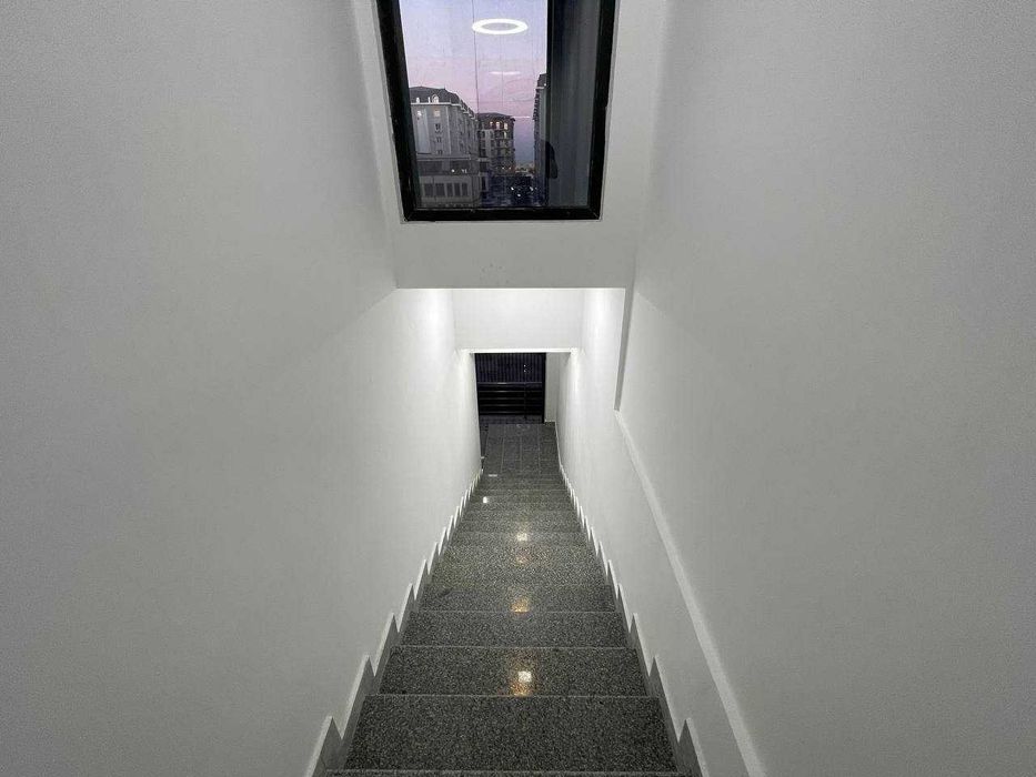 Сдается современный офис в новом здании 75м2 | 1 Линия(RG)