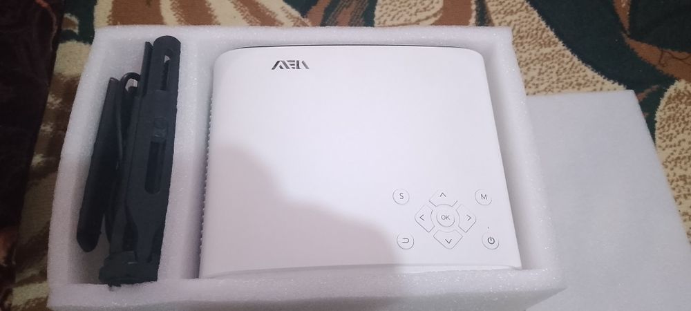 VIEW Proyektor Model S450 60 ming lampaligi
