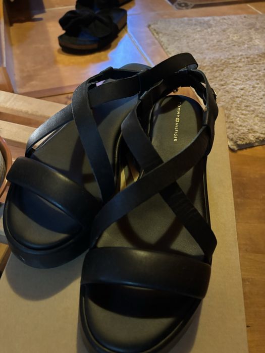 Sa dale Tommy Hilfiger 39